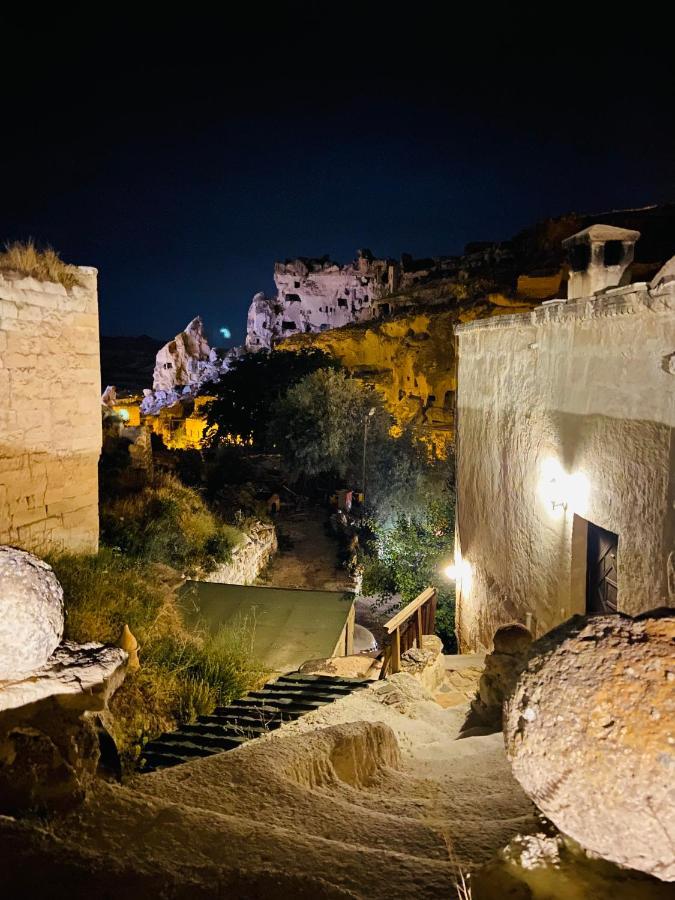 The Village Cave Hotel 괴레메 외부 사진