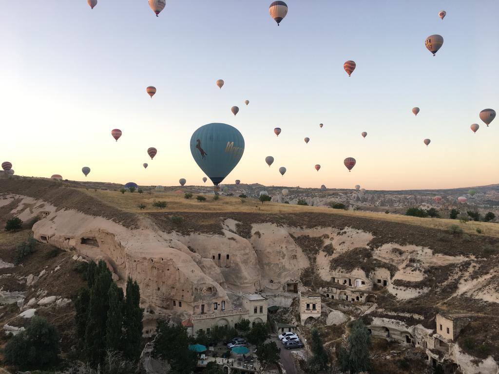 The Village Cave Hotel 괴레메 외부 사진